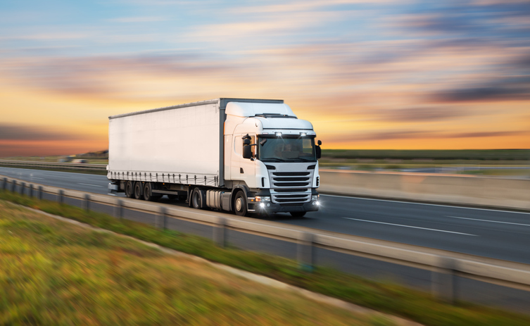 5 Ways to Improve Logistics Fleet Driver Safety